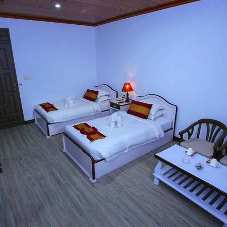 Hotel Queen Мандалай Экстерьер фото